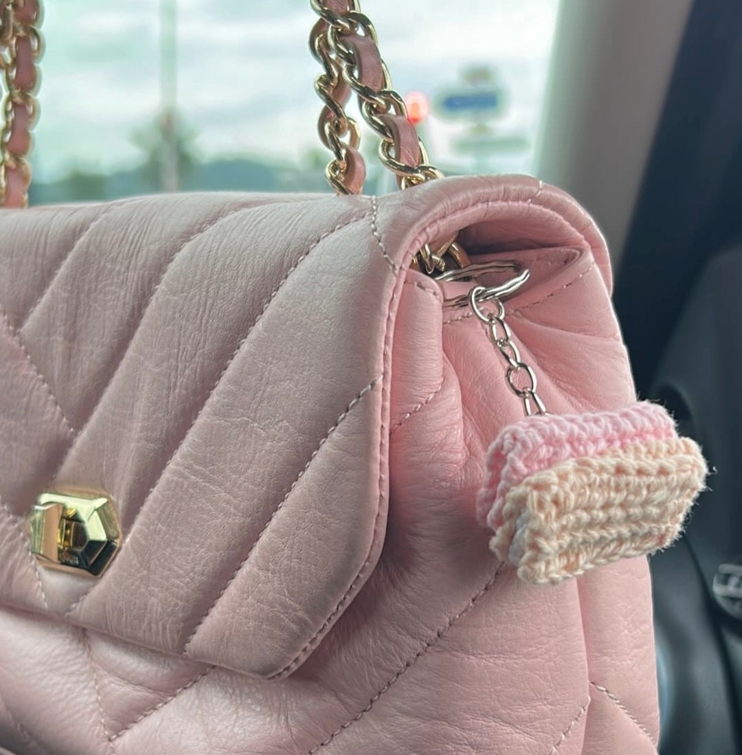 Porte-clé livres au crochet - Spécial Talibat