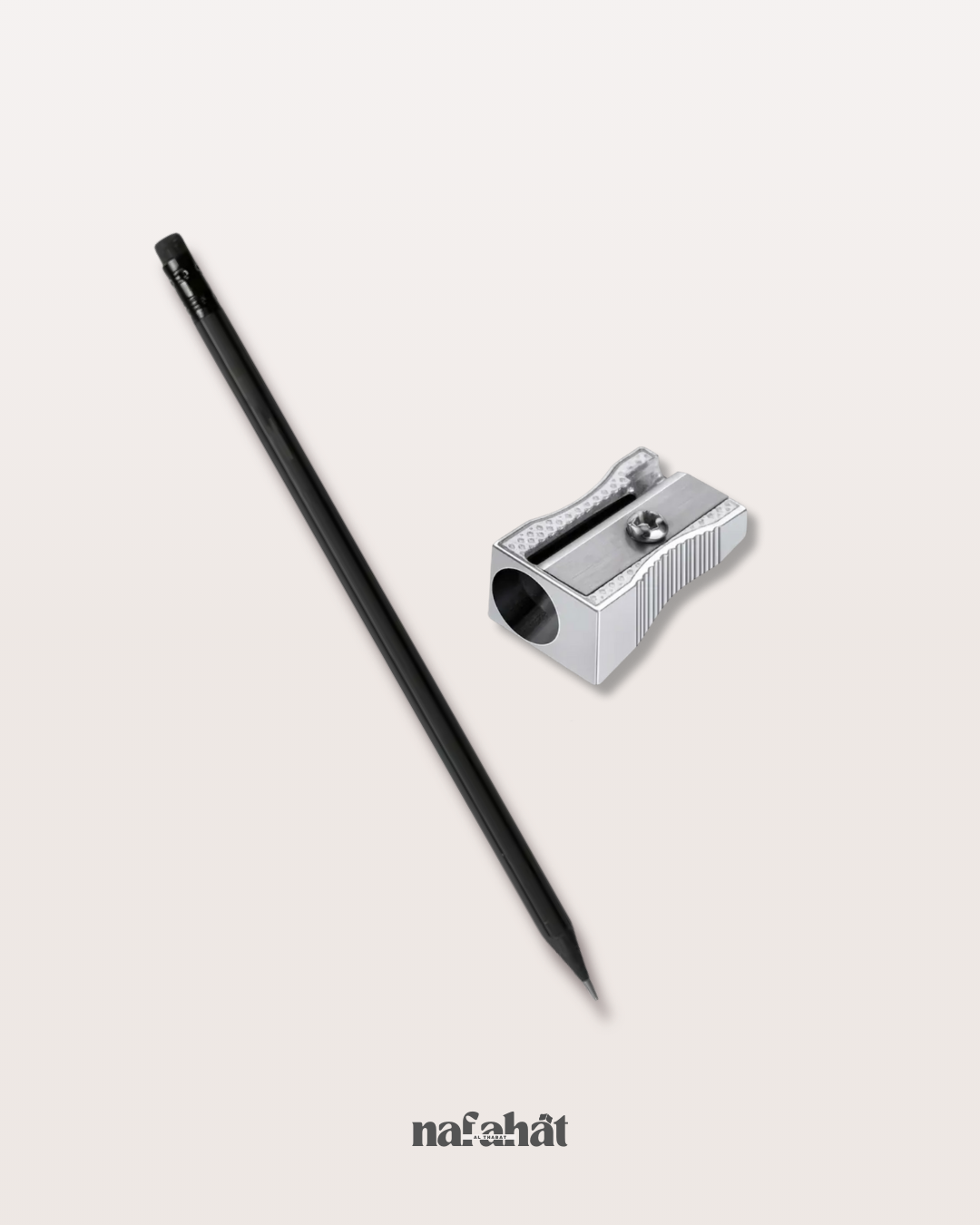 Set crayon noir à gomme + taille-crayon